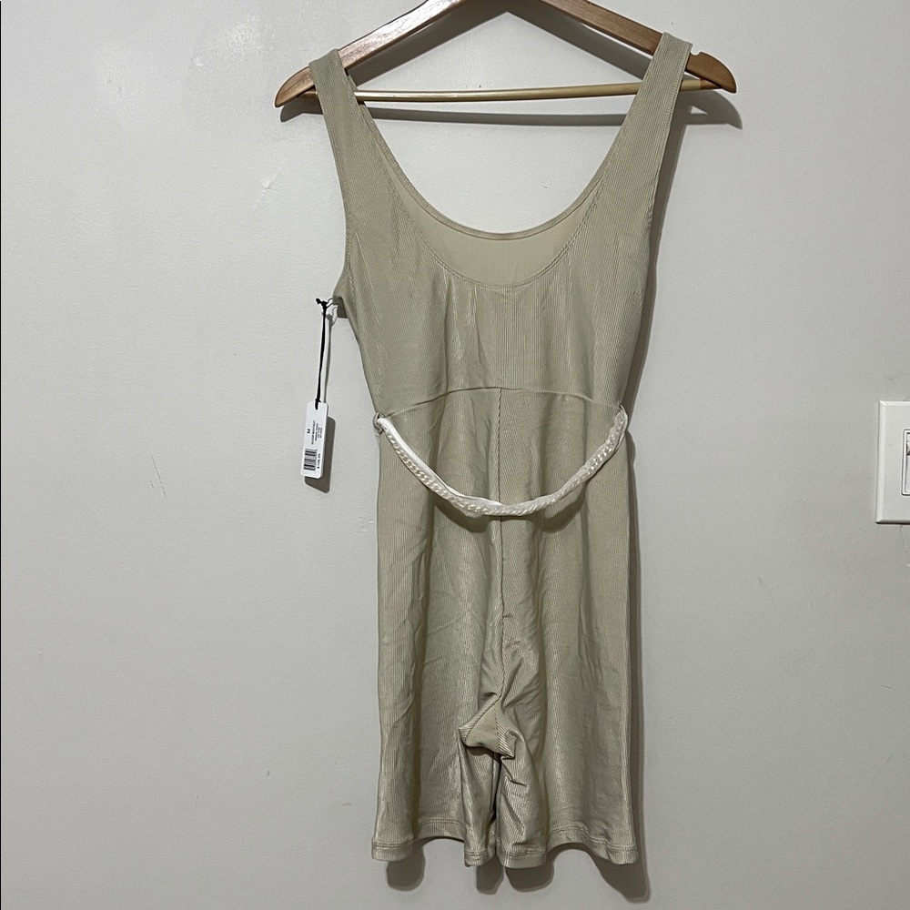 We Wore What Ribbed Scoop Bodysuit - Picture 6 of 10